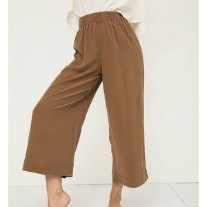 SOLD ❌Elizabeth Suzann silk Florence pants in Moss